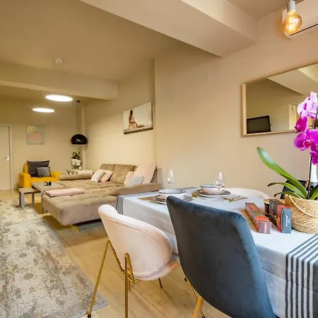 Center “marta” 公寓 瓦爾納